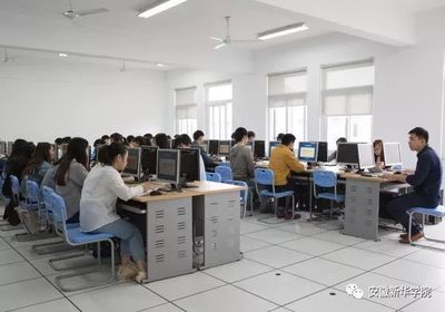 匠心筑夢，數(shù)字繪魂——走進(jìn)動(dòng)漫學(xué)院，探索創(chuàng)意與技術(shù)的交匯點(diǎn)